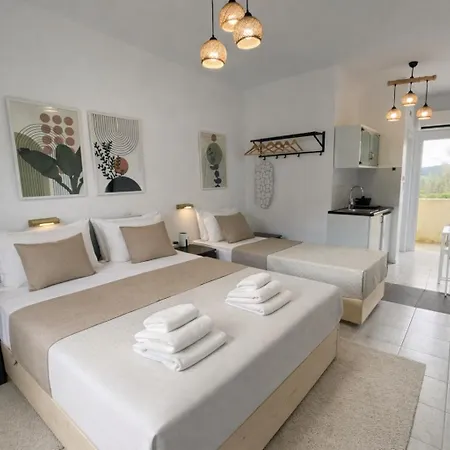 Olive ,balcony With Mountain View, Kitchenette, 1km To ,by Likeyourhome 아파트