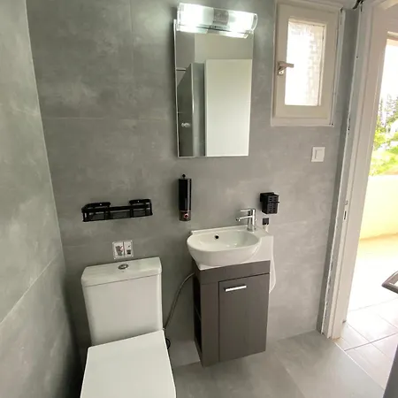 Apartman Olive ,balcony With Mountain View, Kitchenette, 1km To ,by Likeyourhome