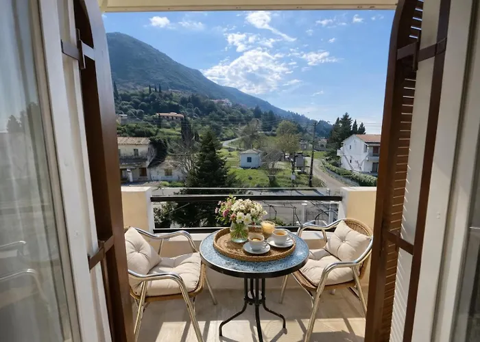 Olive ,balcony With Mountain View, Kitchenette, 1km To ,by Likeyourhome