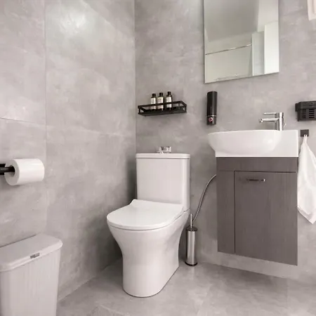 Appartement Olive ,balcony With Mountain View, Kitchenette, 1km To ,by Likeyourhome *