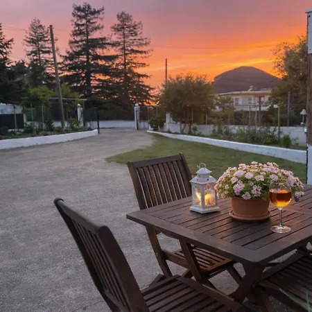 Olive ,balcony With Mountain View, Kitchenette, 1km To ,by Likeyourhome *