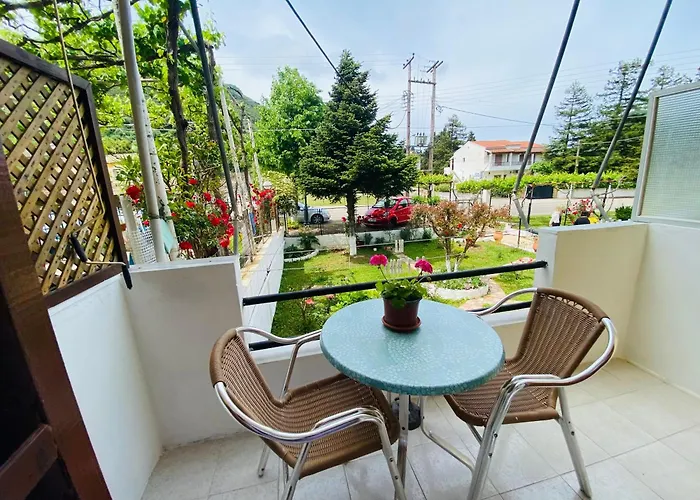 Olive ,balcony With Mountain View, Kitchenette, 1km To ,by Likeyourhome * Ermones