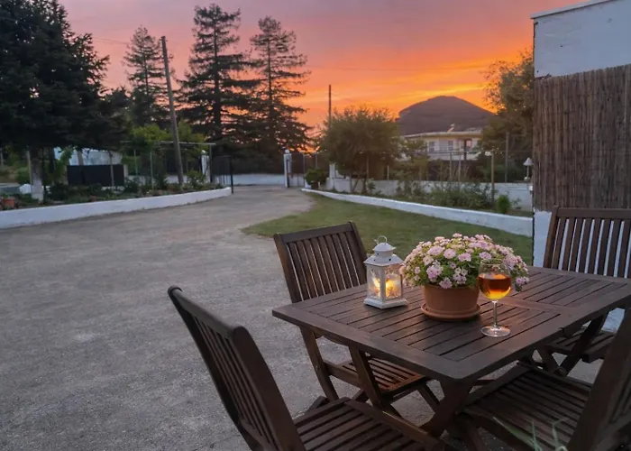 Olive ,balcony With Mountain View, Kitchenette, 1km To ,by Likeyourhome *